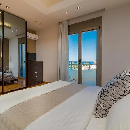 Palatia Caeli Seafront Villas, By Thinkvilla *