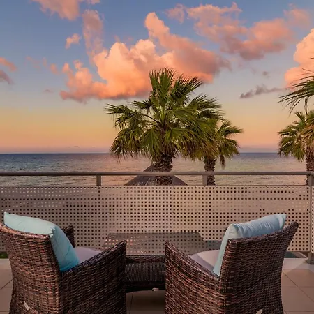 Palatia Caeli Seafront Villas, By Thinkvilla *