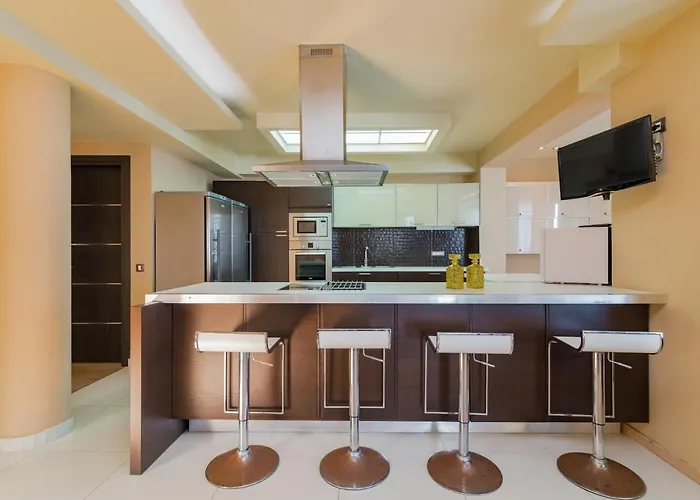 빌라 Palatia Caeli Seafront Villas, By Thinkvilla