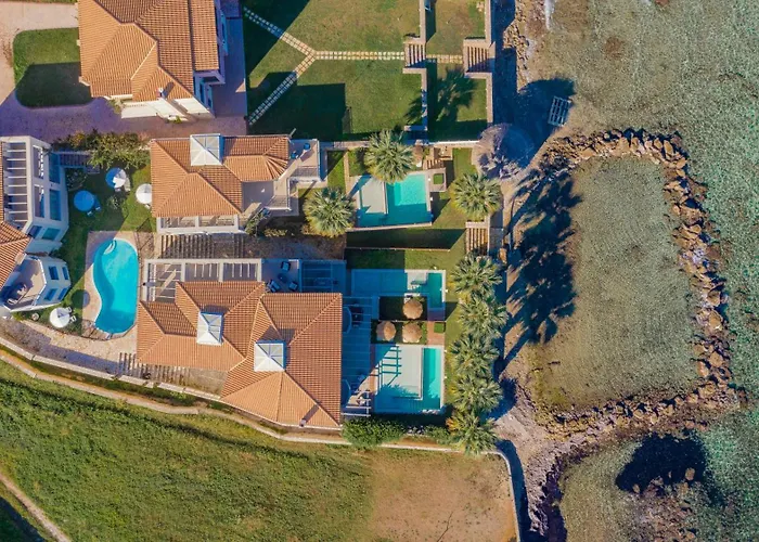 Palatia Caeli Seafront Villas, By Thinkvilla 빌라